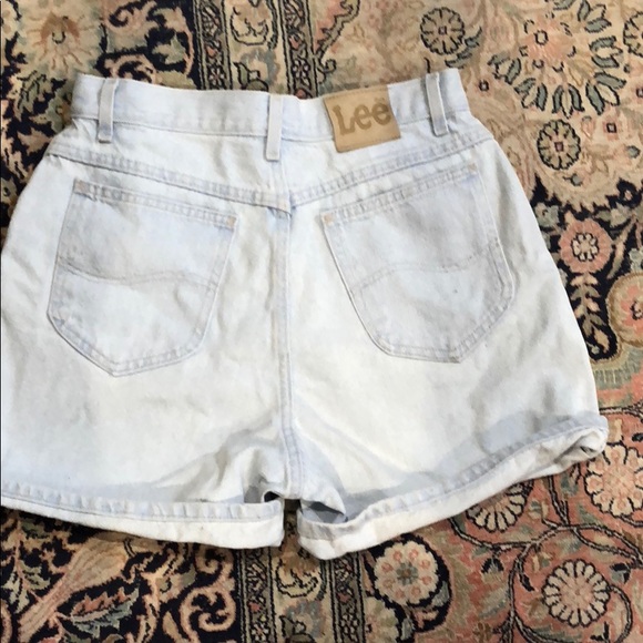 Vintage 90s Lee light denim jean mom shorts - Picture 3 of 5